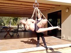 Outdoor bondage in Yoko Zuri style