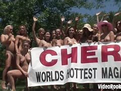 Eine ganze Party voller notgeiler Girls