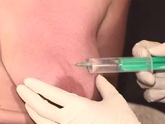 Deutsche Milf mit Hängetitten bei extremen Doktorspielen